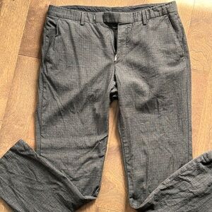 Hugo Boss Grey wool trousers (slim fit)